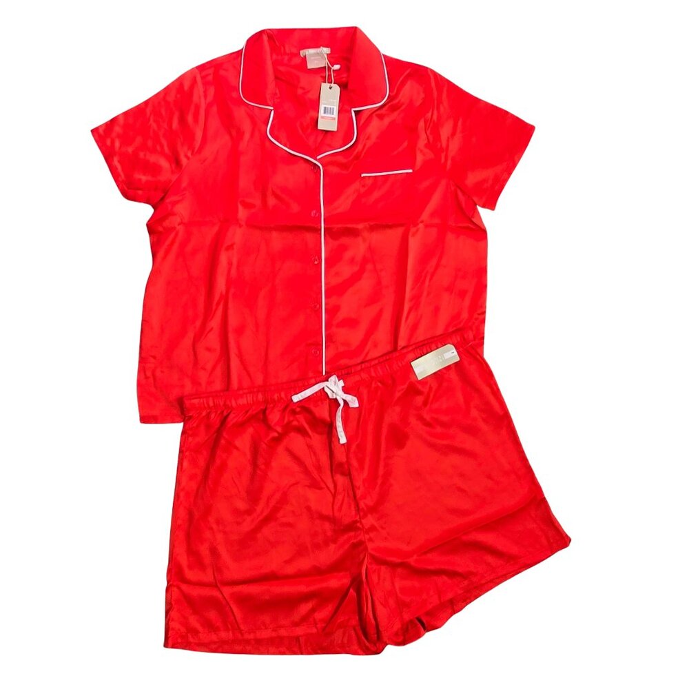 Short Sleeve Satin Pajama Set with Contrast Piping in Red